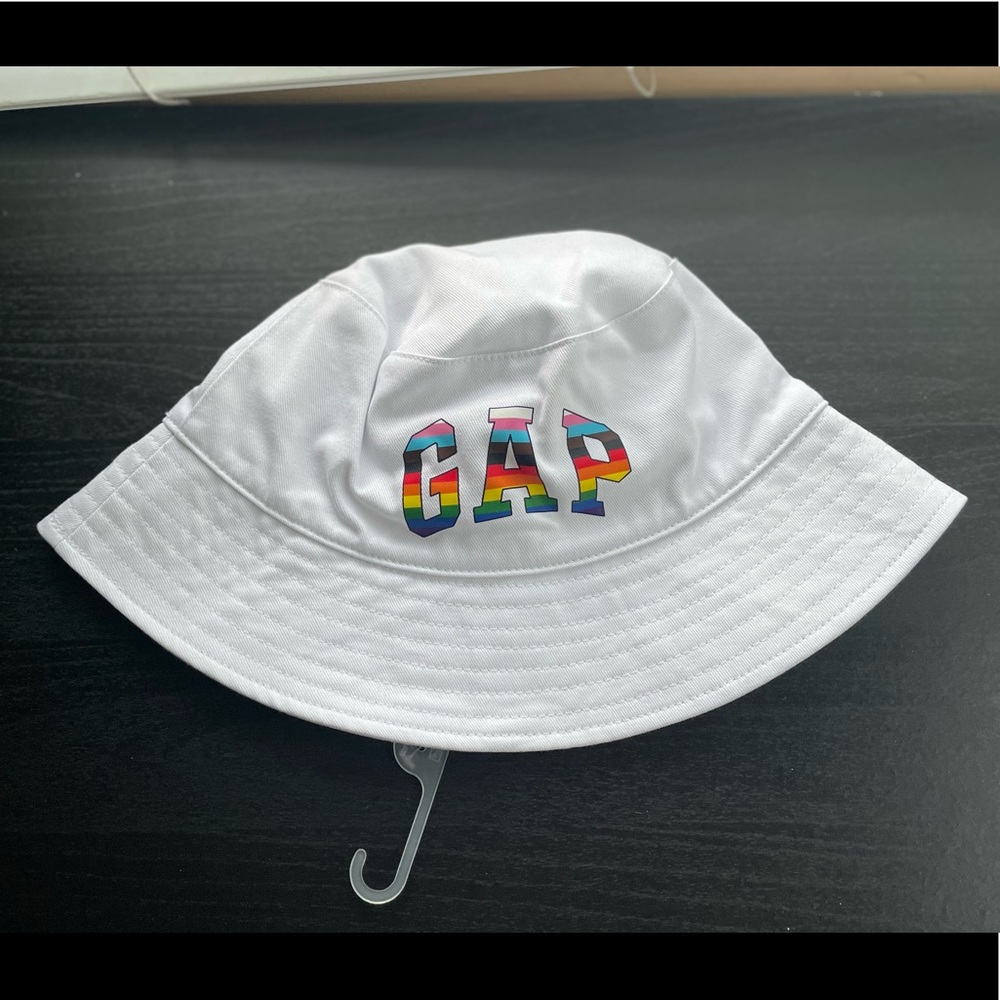Gap Bucket Hat